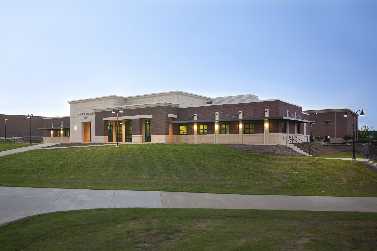 Holmes Community College Science Building
